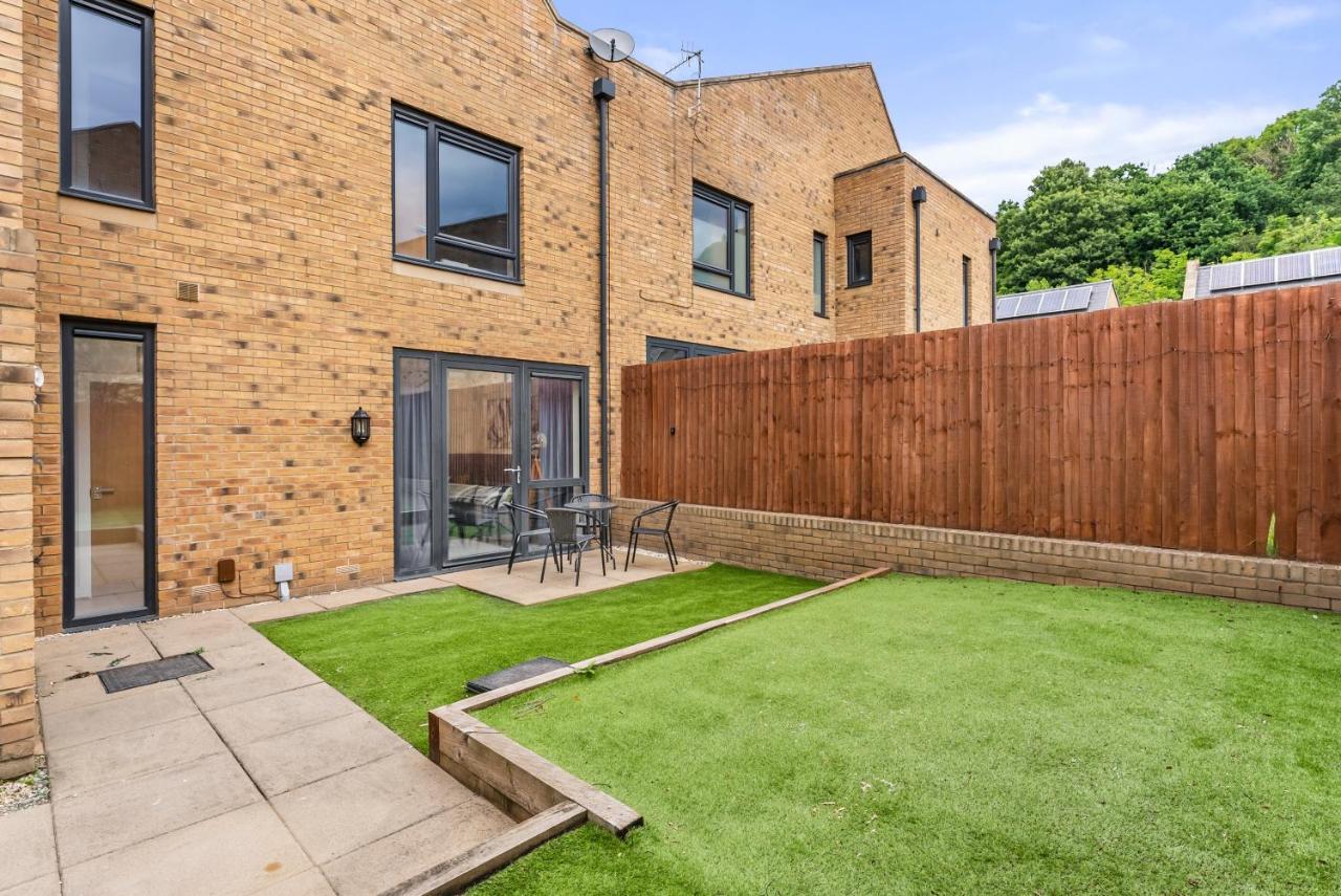 Sleek And Stylish 2 Bed With Garden And Parking Leilighet Sheffield Eksteriør bilde